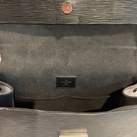 Louis Vuitton Cluny MM - Picture 7 of 7